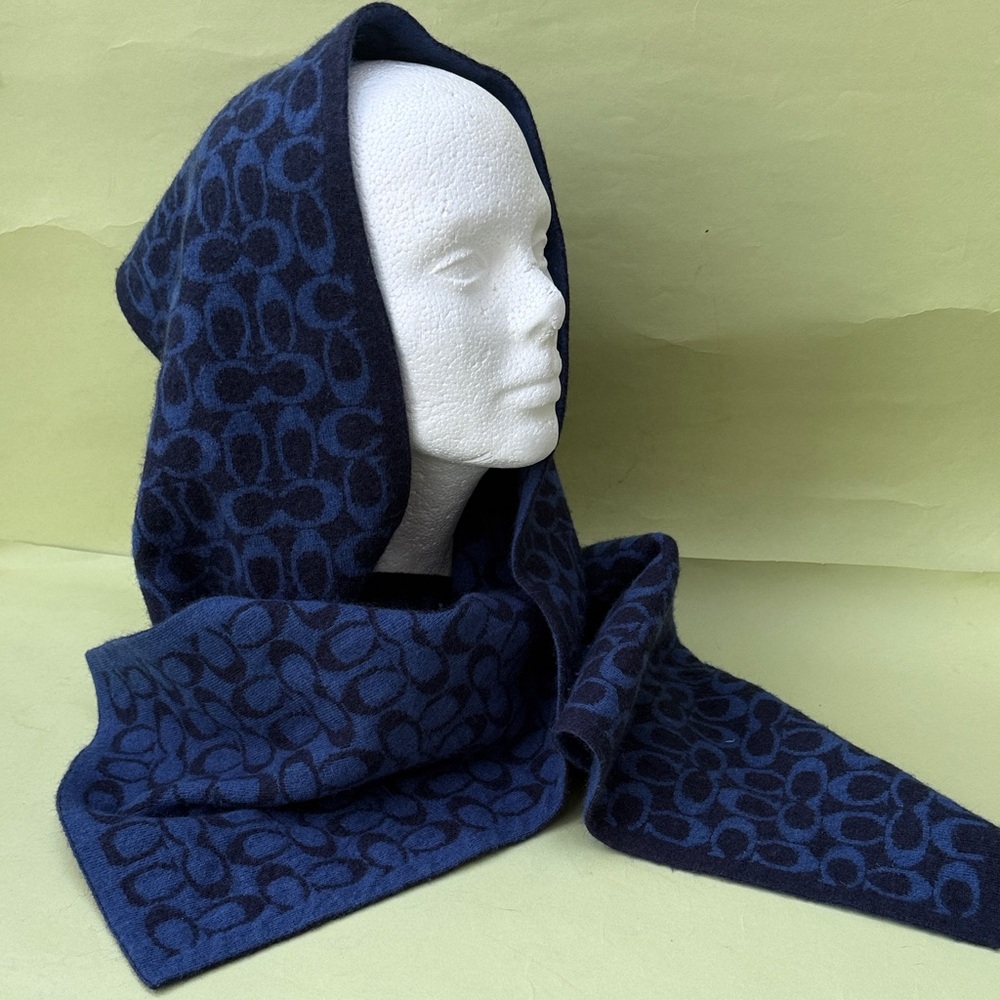 Coach Navy Blue/Black Patterned Double Sided Wool Scarf